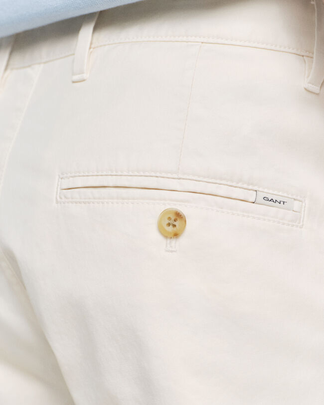 Slim Fit Sunfaded chino