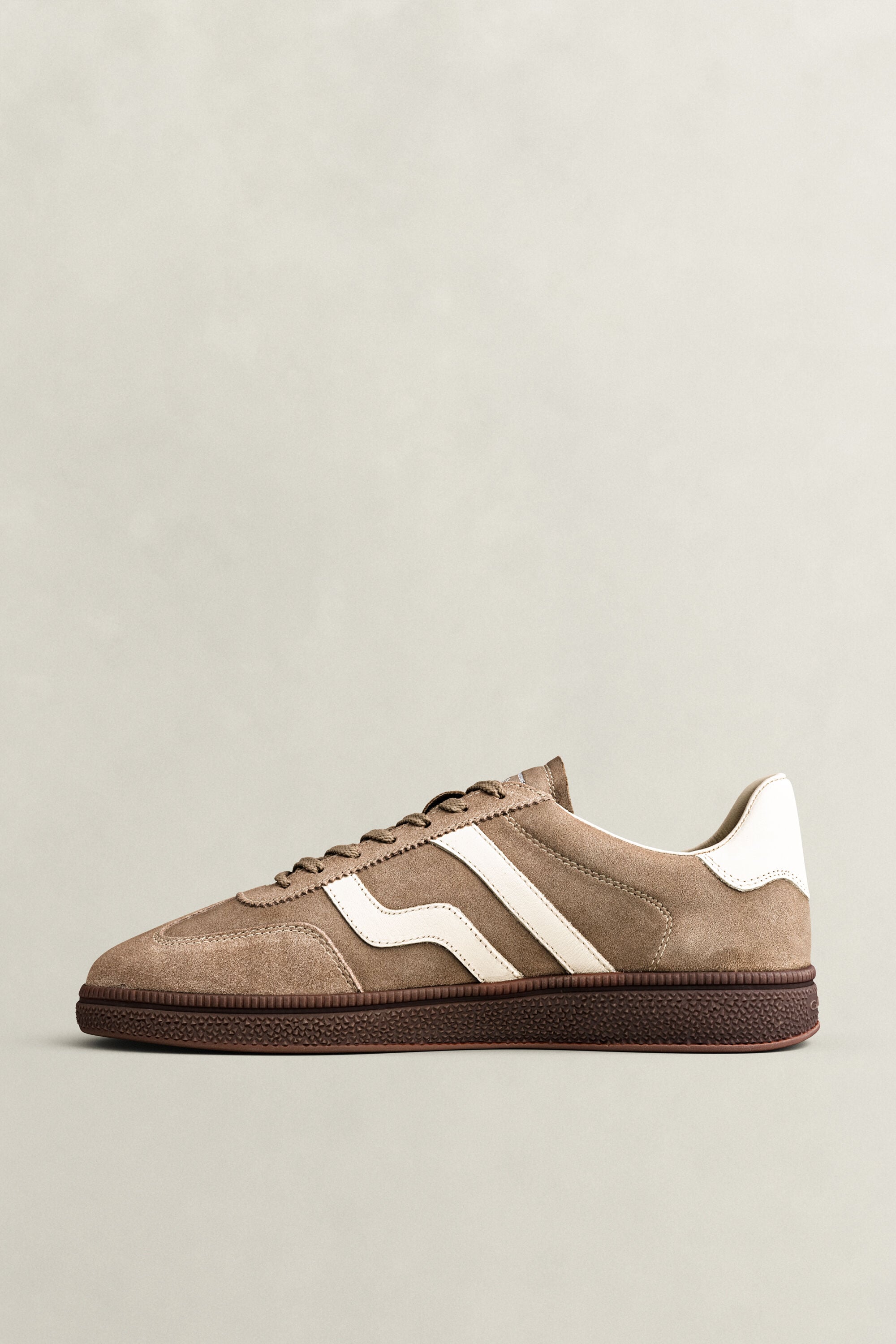 Cuzmo suède sneakers