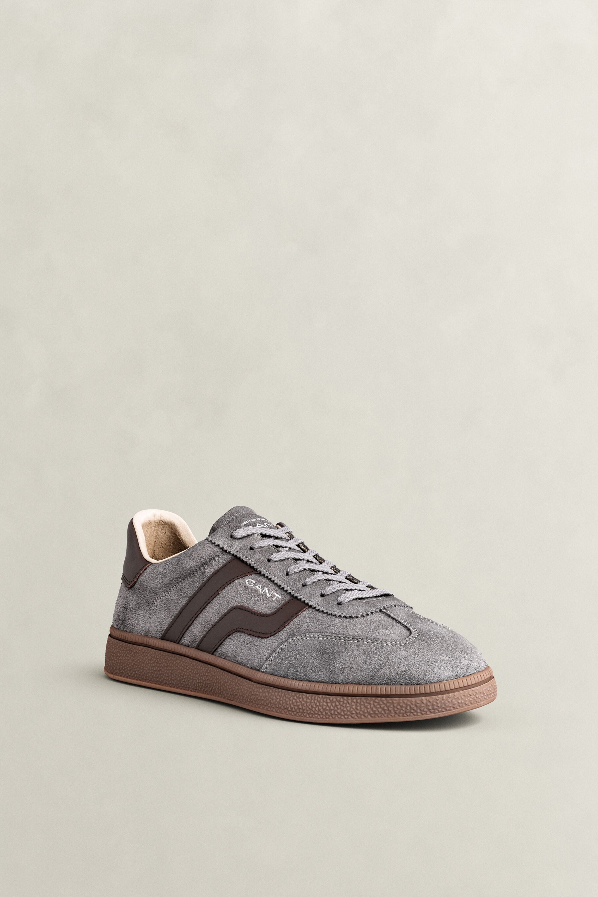 Cuzmo suède sneakers