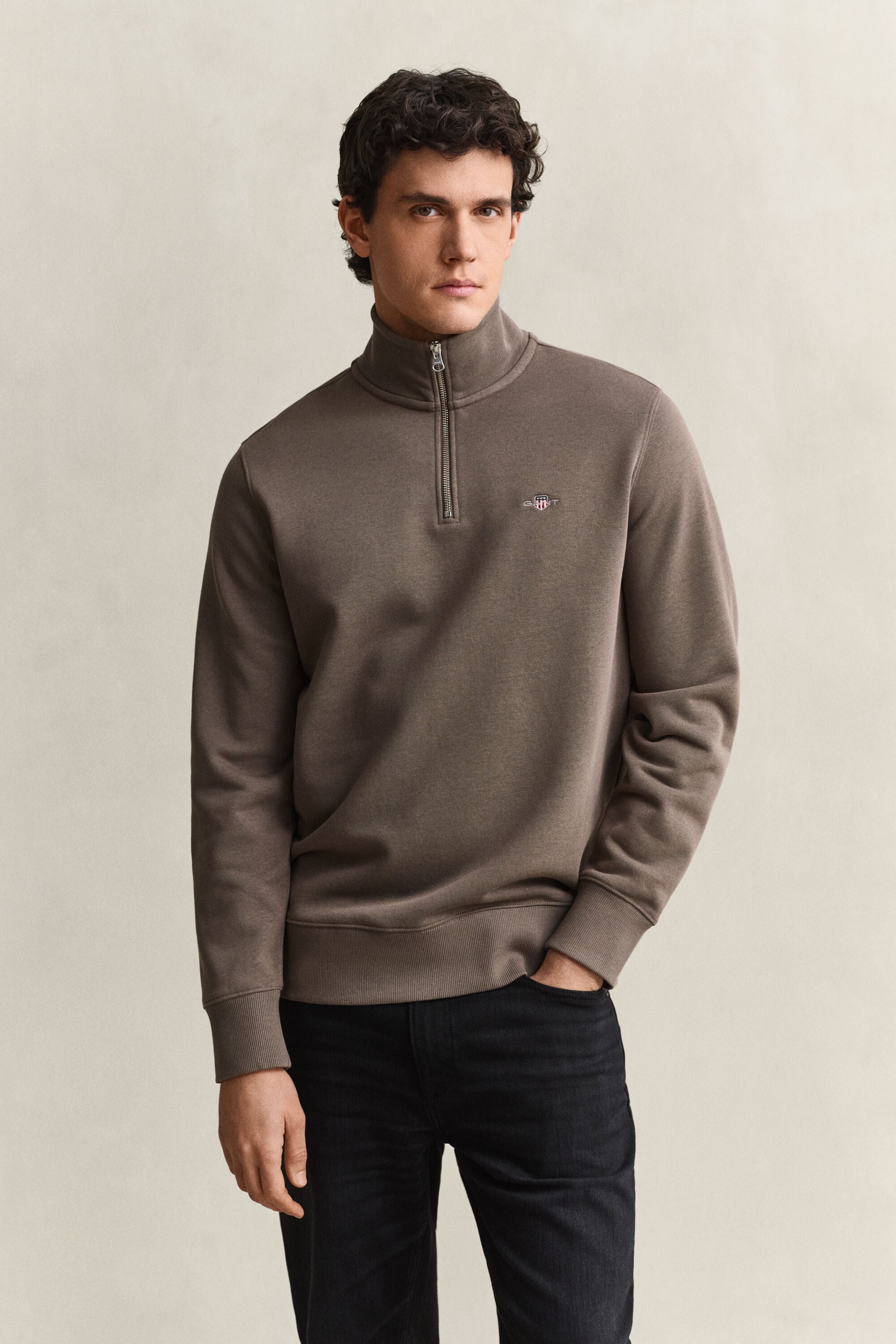 Shield sweatshirt met korte rits