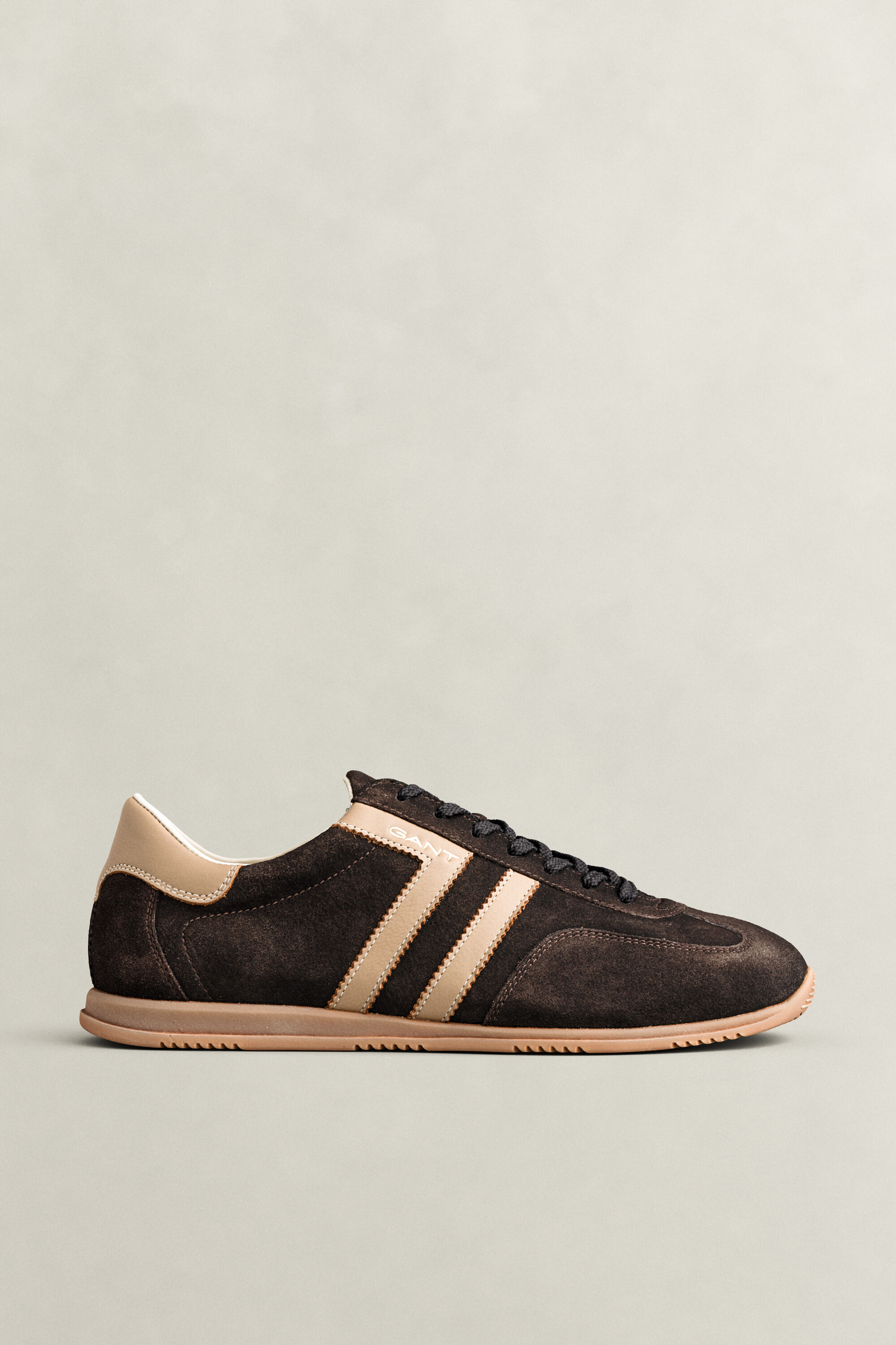 Spearclub suède sneakers