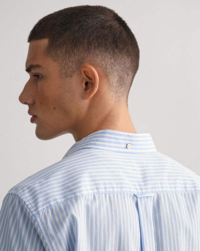 Regular Fit gestreept overhemd van poplin met korte mouwen