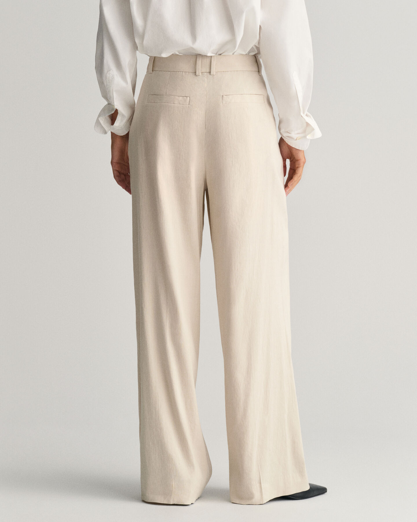 Relaxed Fit getailleerde broek van stretchlinnen