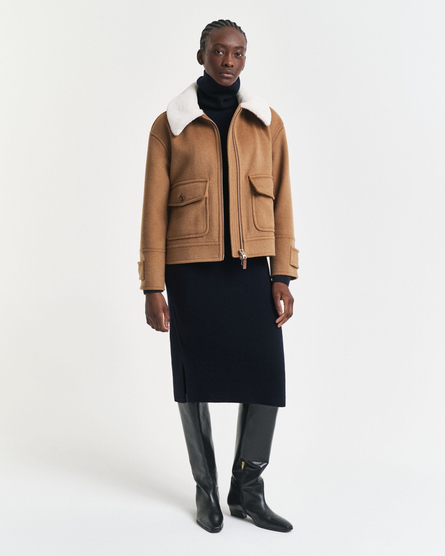 Jurk met col en gebreid detail