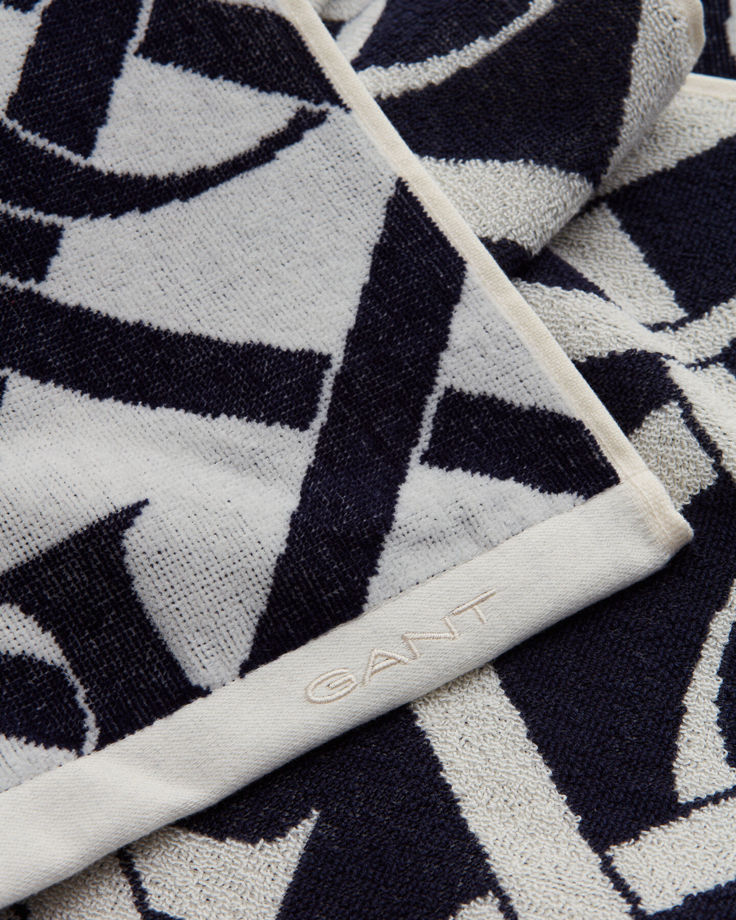 Monogram strandlaken