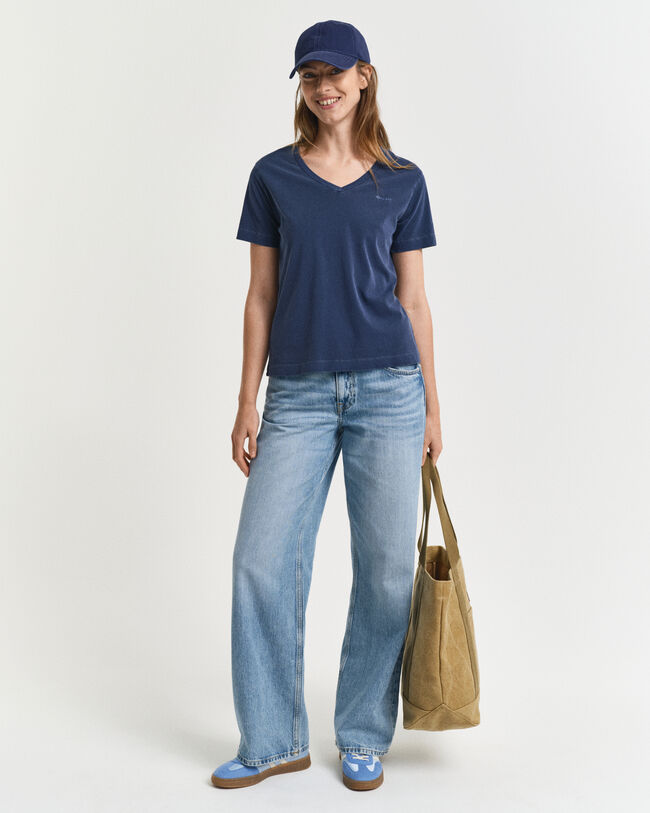 Sunfaded T-shirt met V-hals