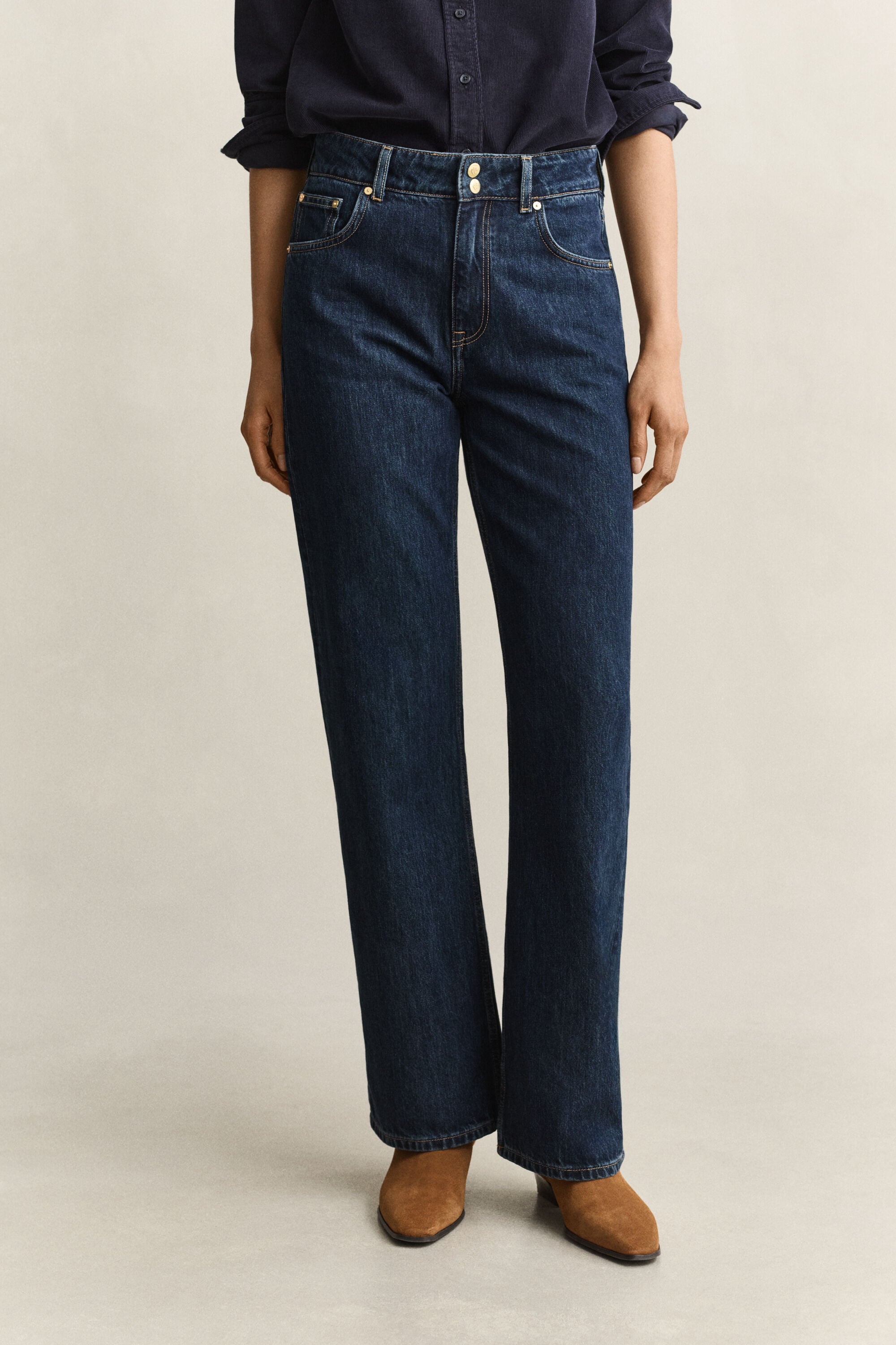 Relaxed jeans met knopen