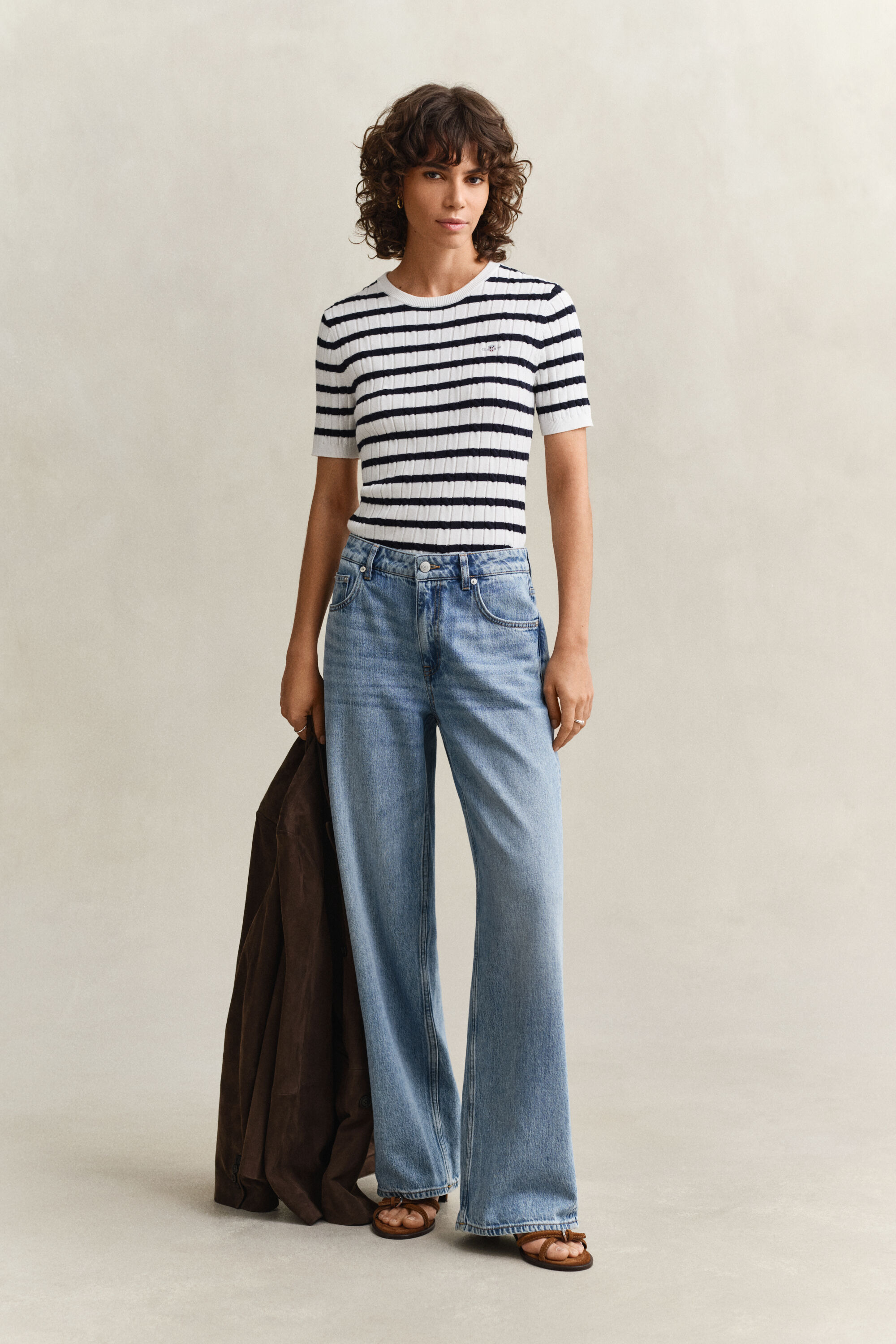 Gebreide kabeltrui met korte mouwen en strepen