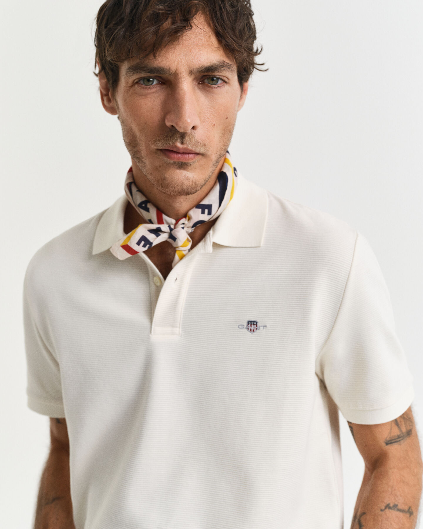Textured poloshirt