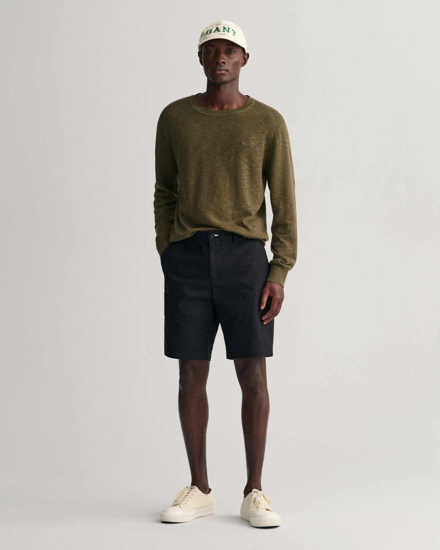 Allister Regular Fit Tech Prep&trade; short