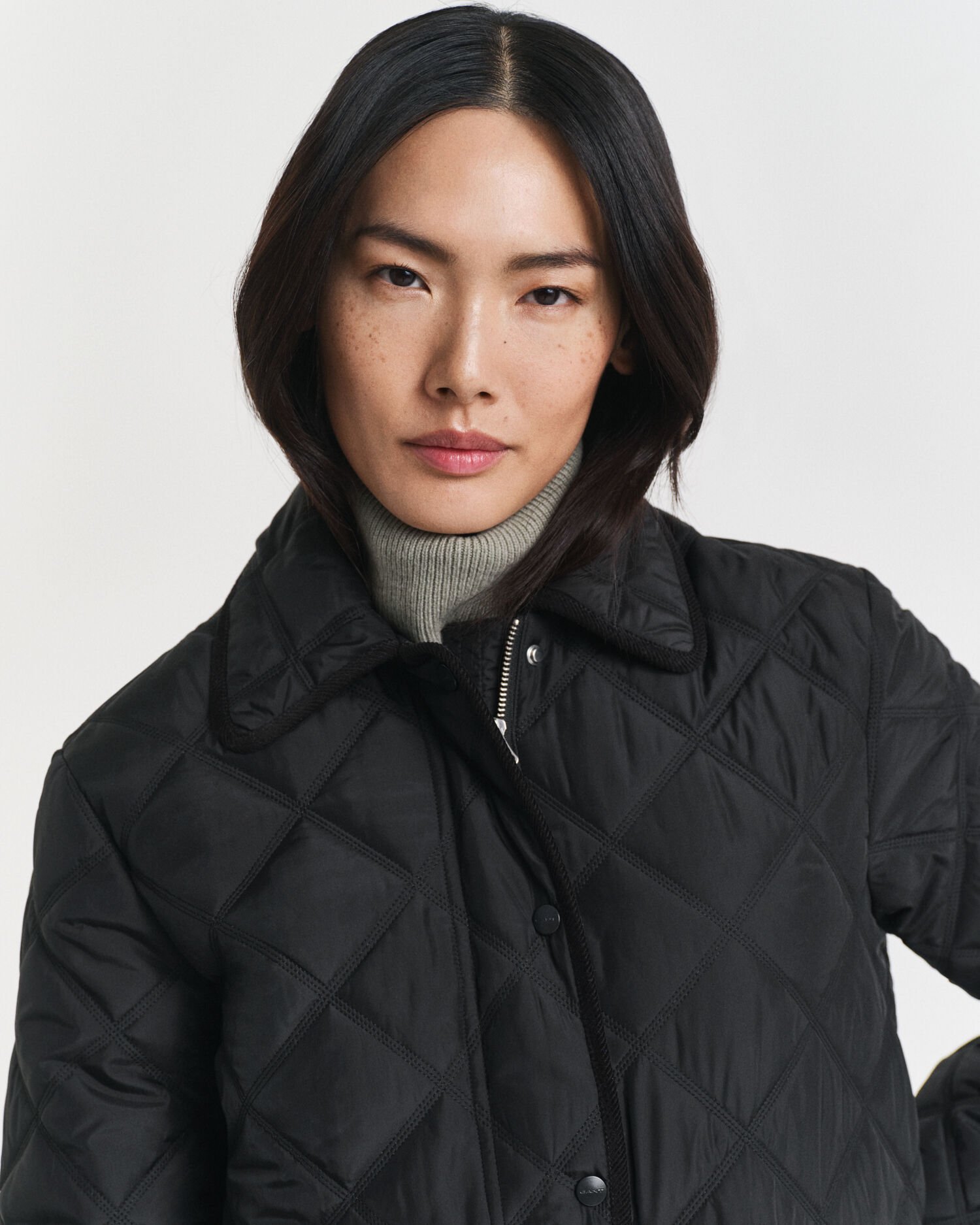 Gewatteerd jack met corduroy details