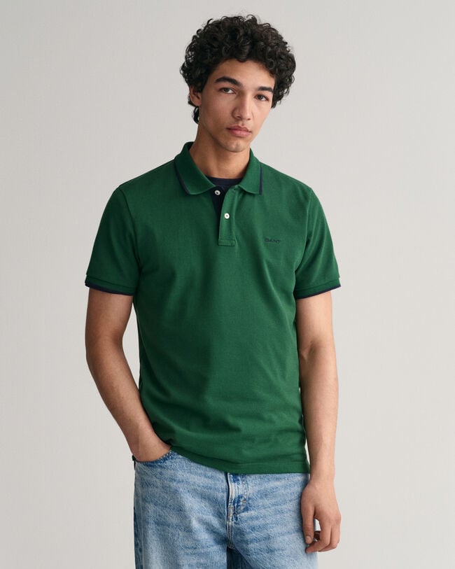 Piqu&eacute; poloshirt