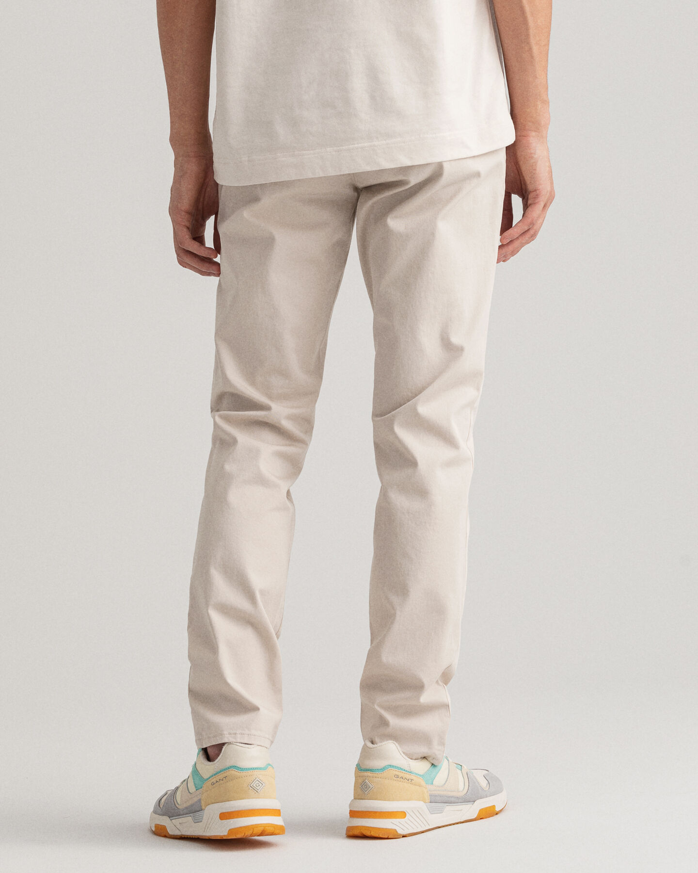 Hallden Slim Fit chino van keperstof
