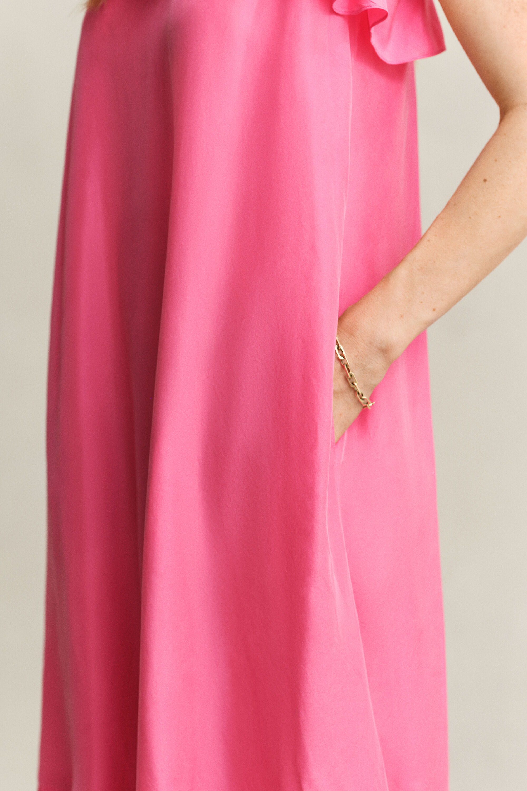 Zijden jurk met bandjes