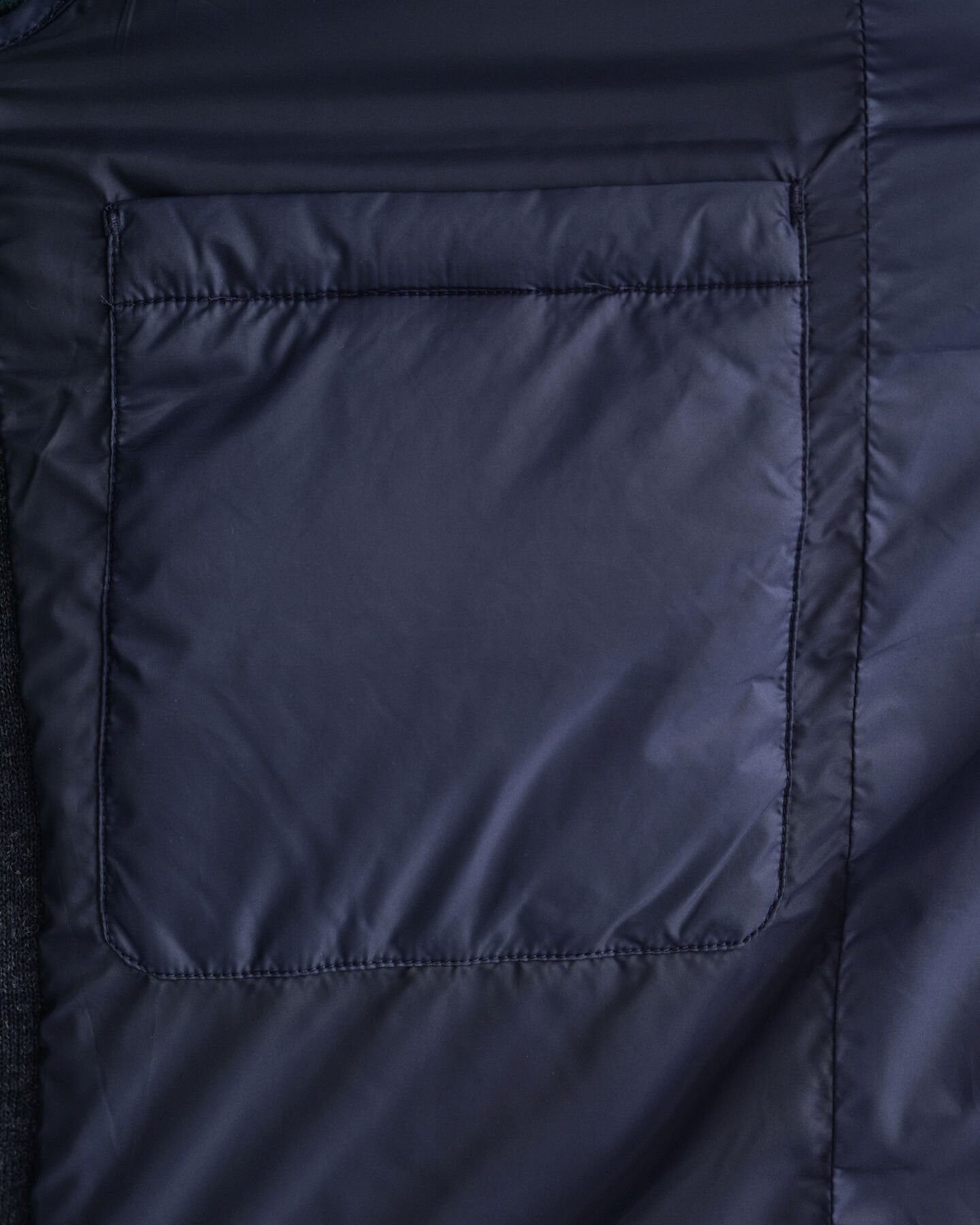 Mixed Media licht gevoerde bodywarmer