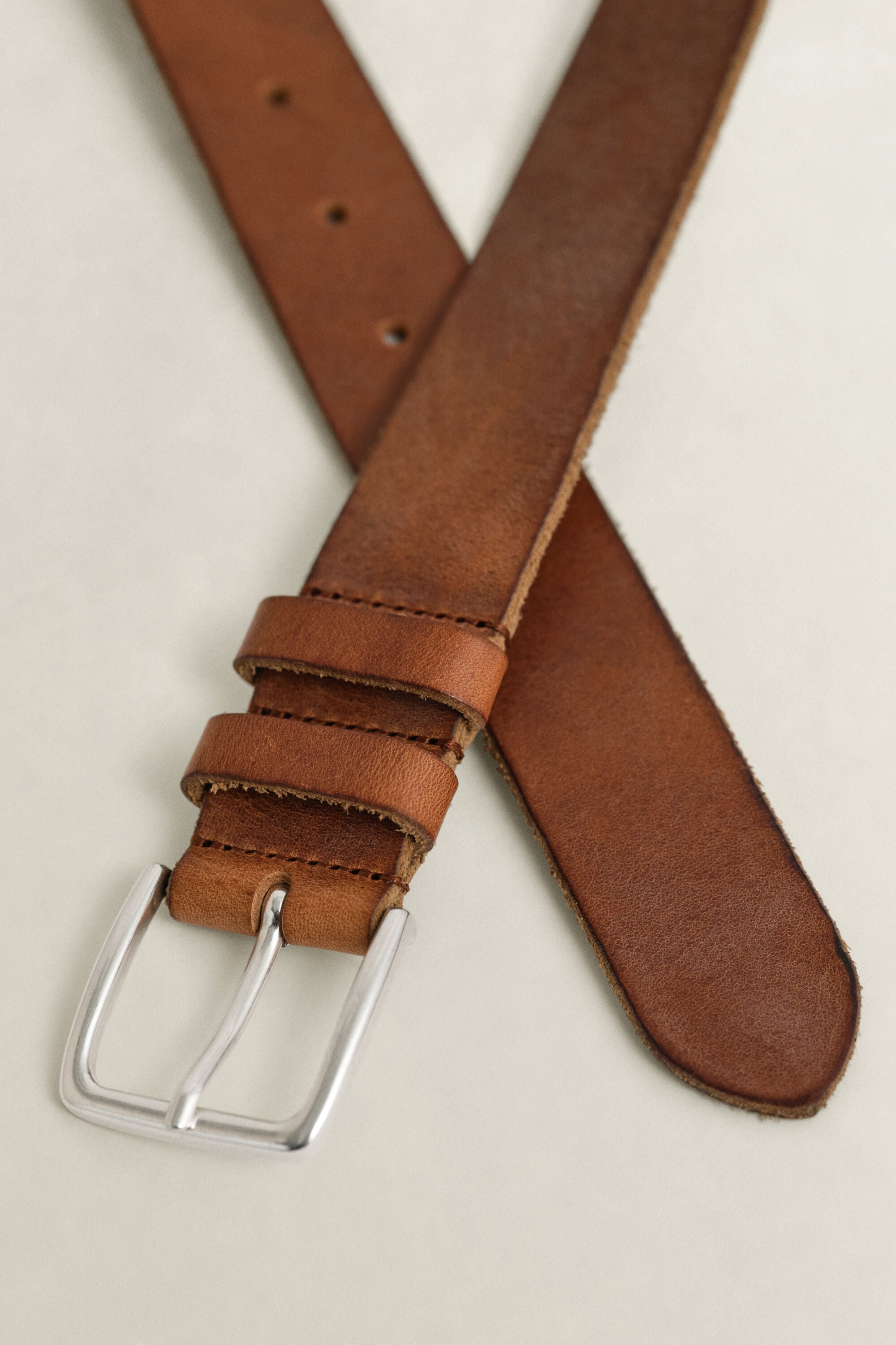 Riem van getrommeld leer