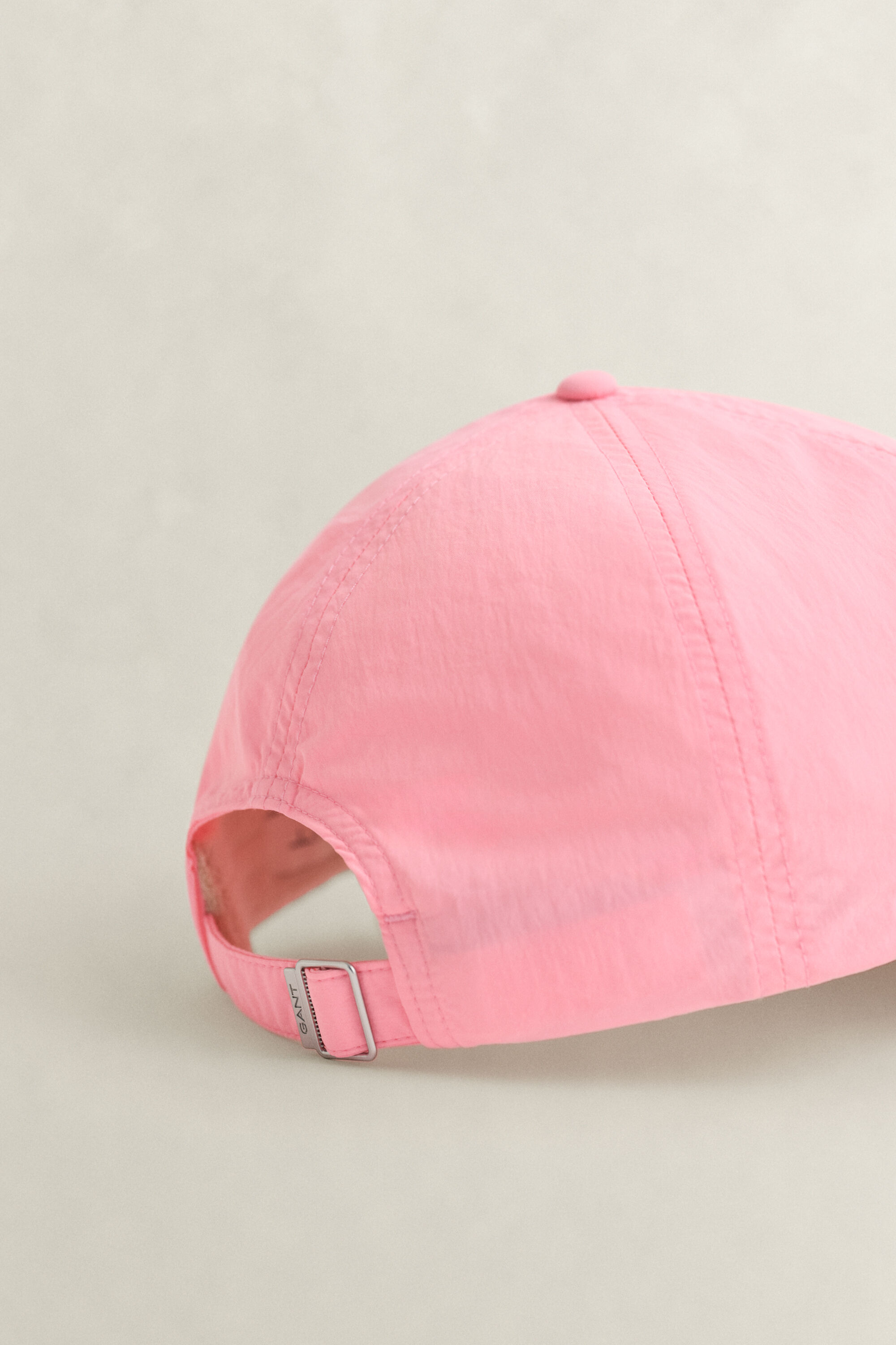 Verwassen pet van kreukelstof