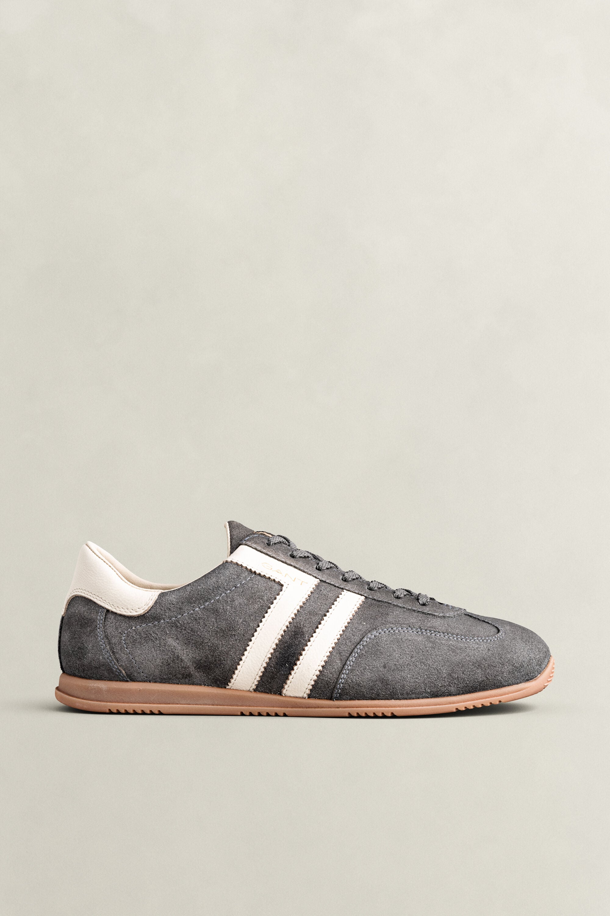 Spearclub suède sneakers