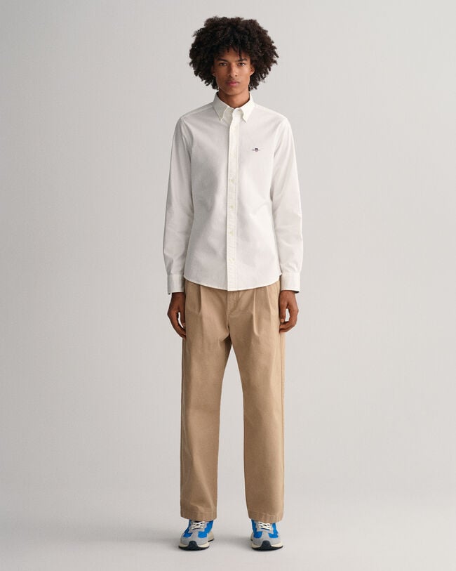 Relaxed Fit chino met plooien