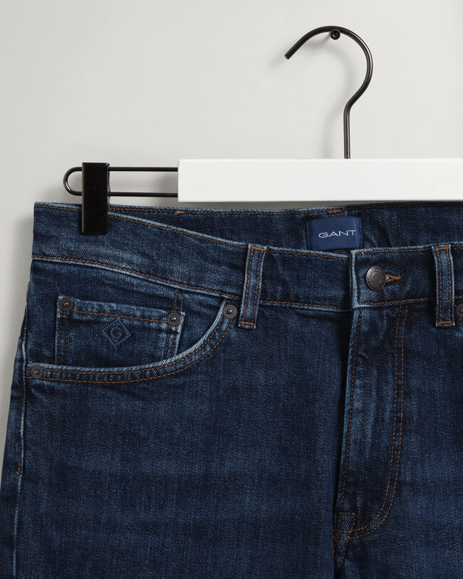 Hayes Slim Fit jeans