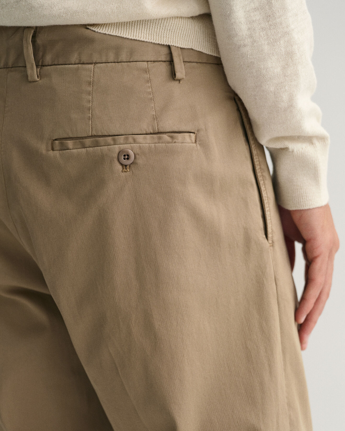 Relaxed Fit kostuumbroek met taps toelopende pijpen van katoen