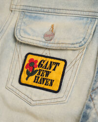 Wrangler x GANT jack van gebleekt denim