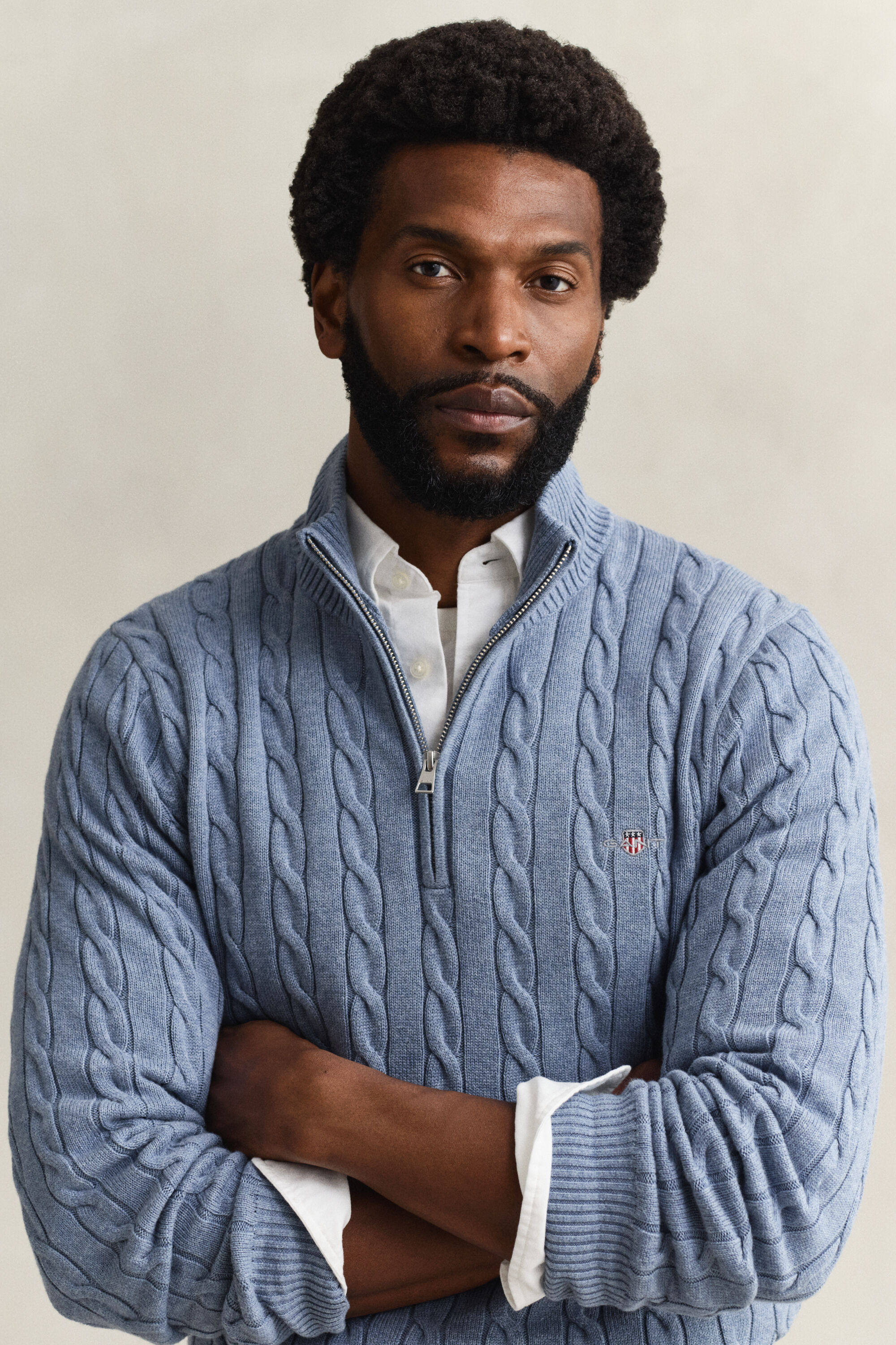 Kabelgebreide trui met korte rit van katoen