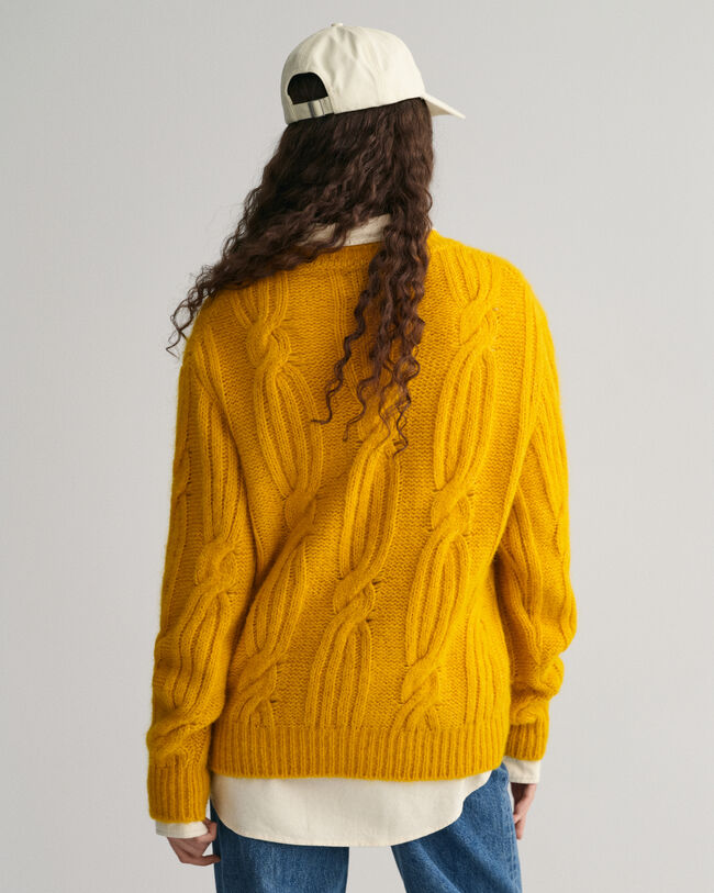 Furry gebreide kabeltrui met ronde hals