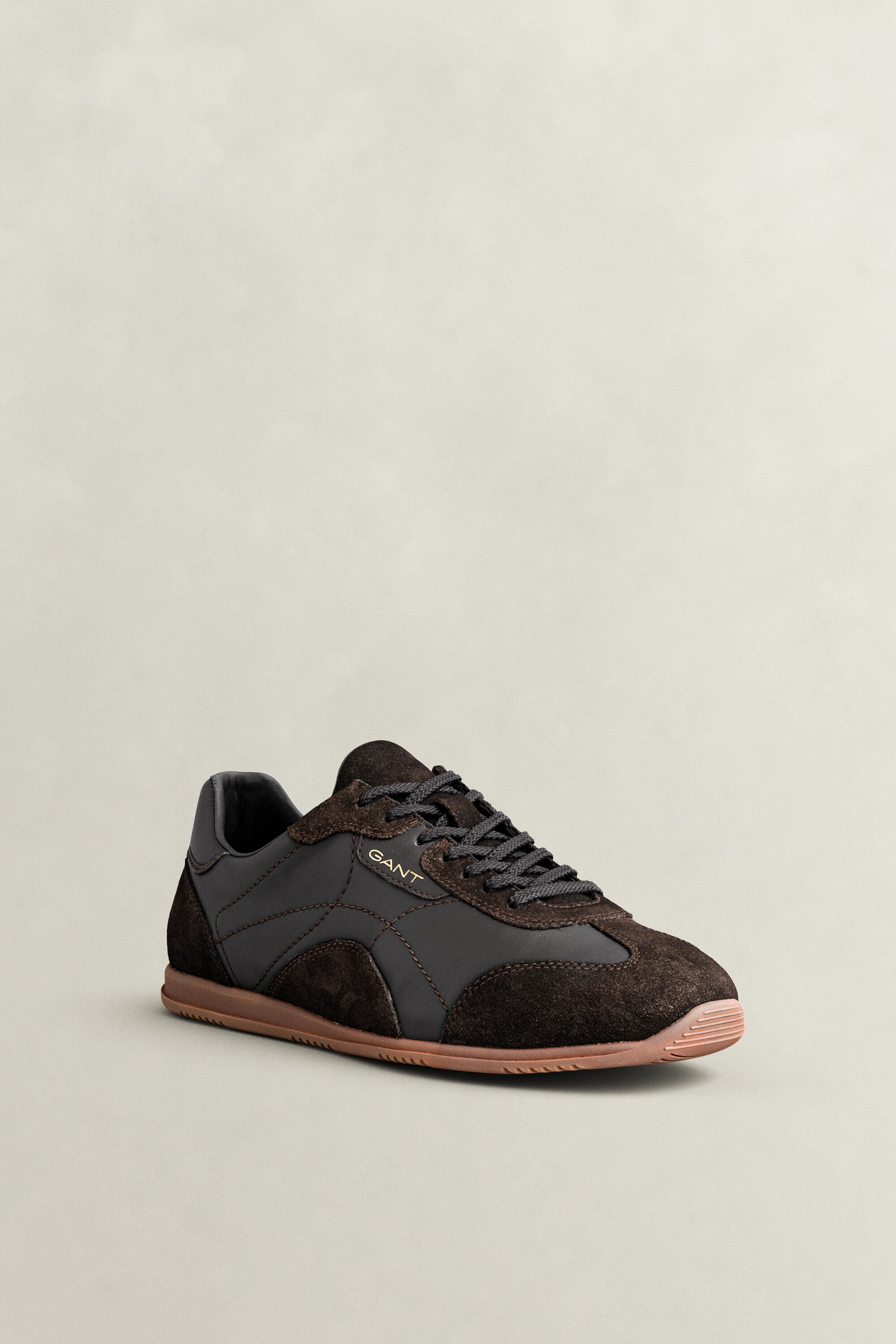 Spearclub suède sneakers