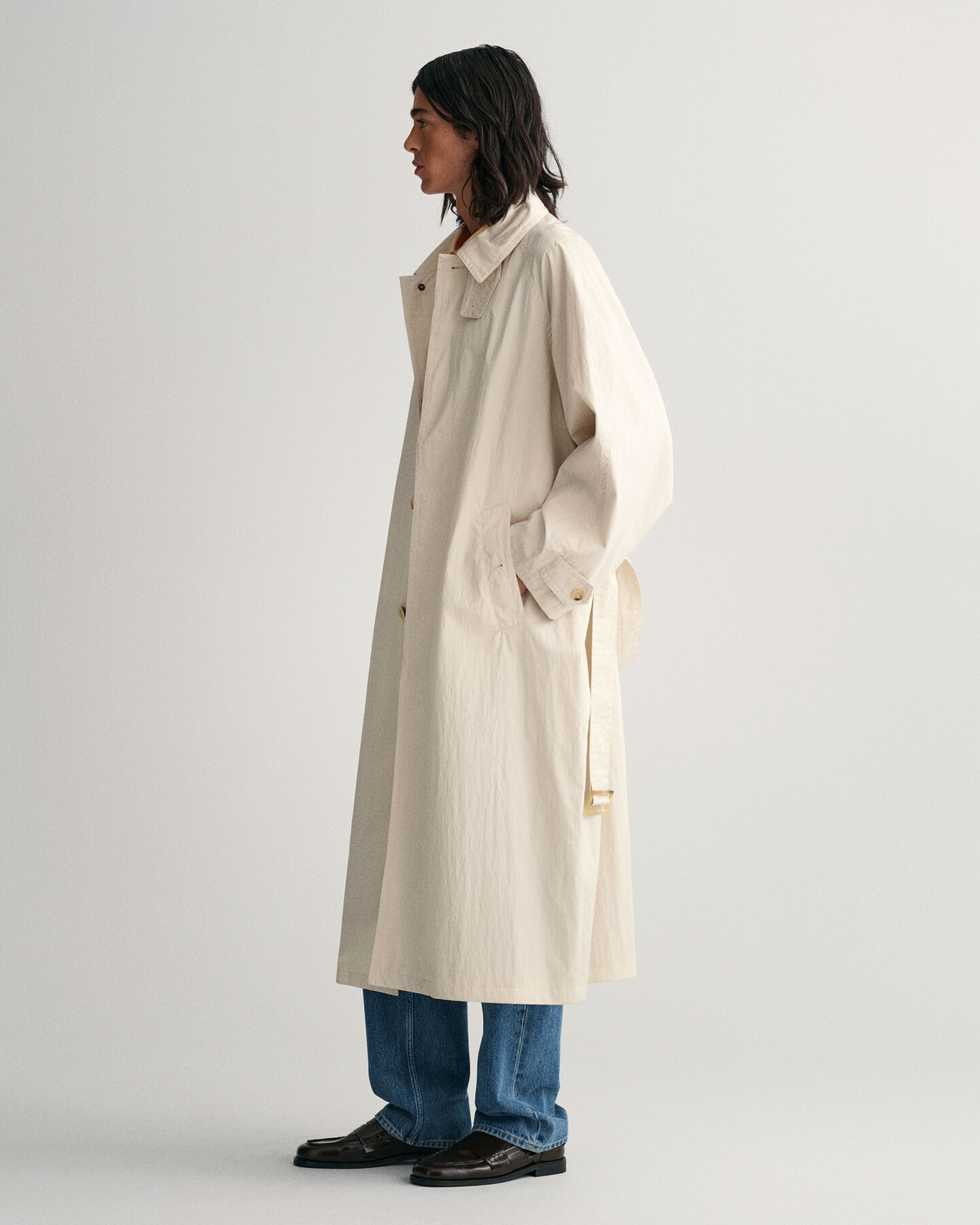 Oversized trenchcoat