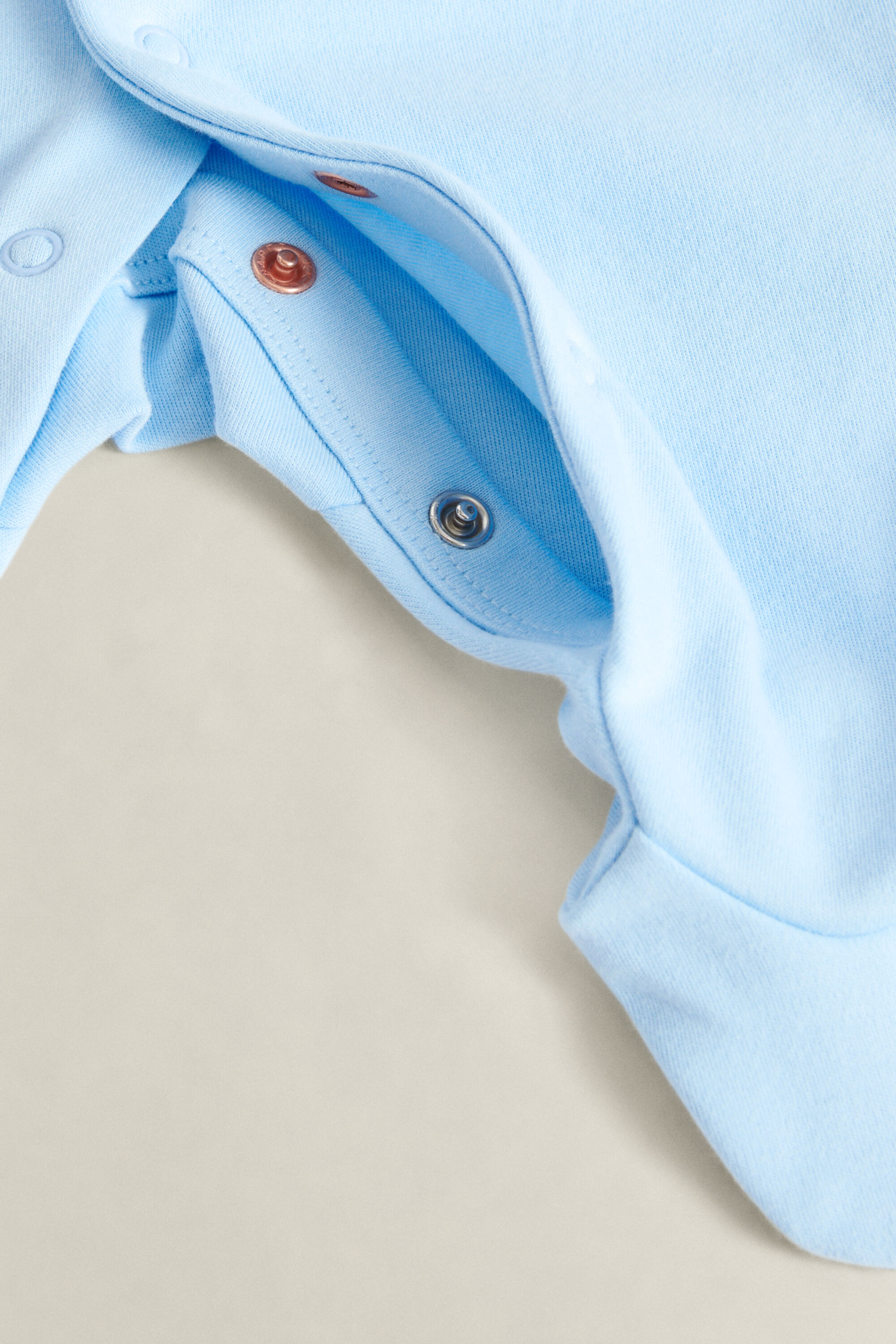 Baby Shield rompertje met lange mouwen