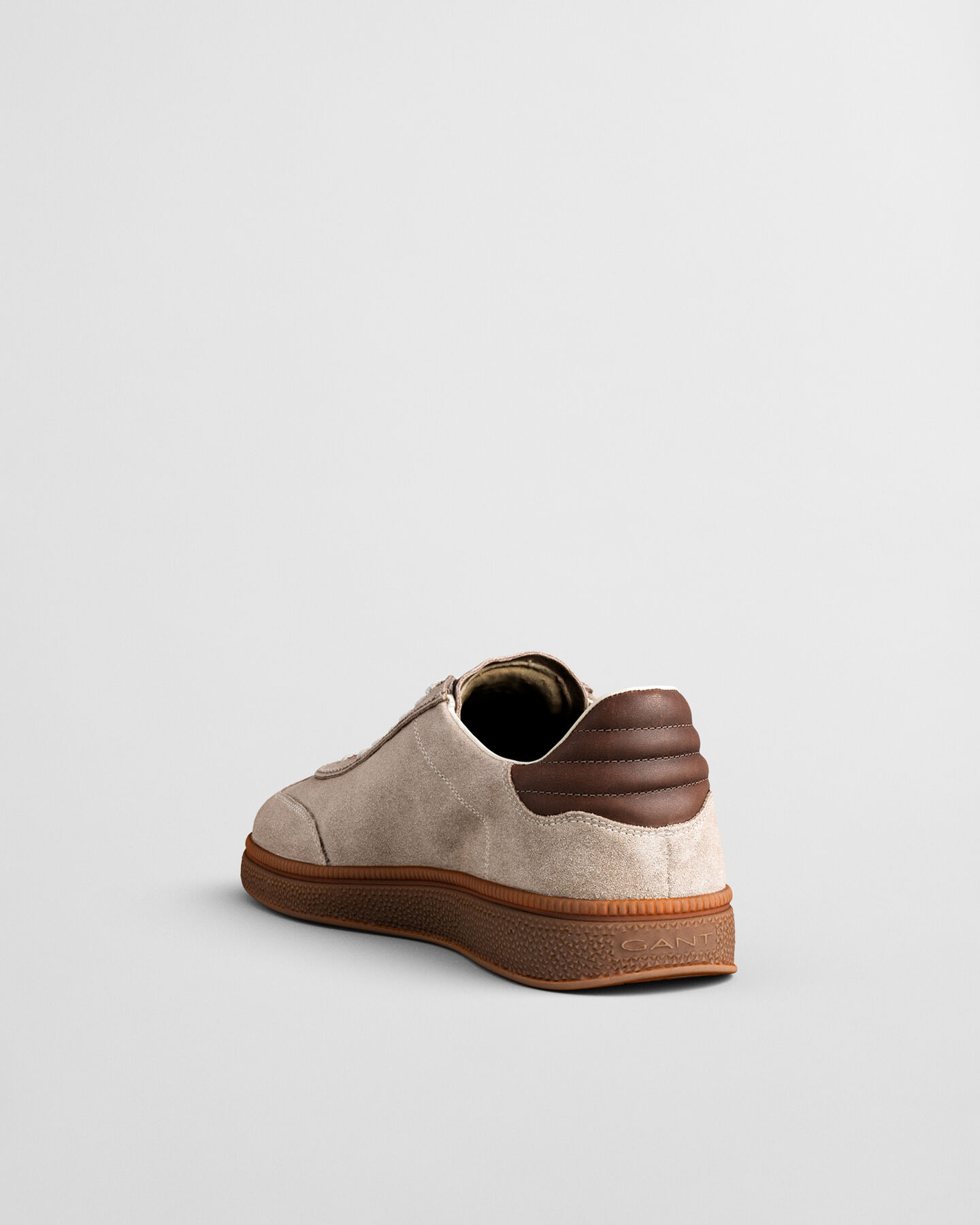 Cuzmo suède sneakers