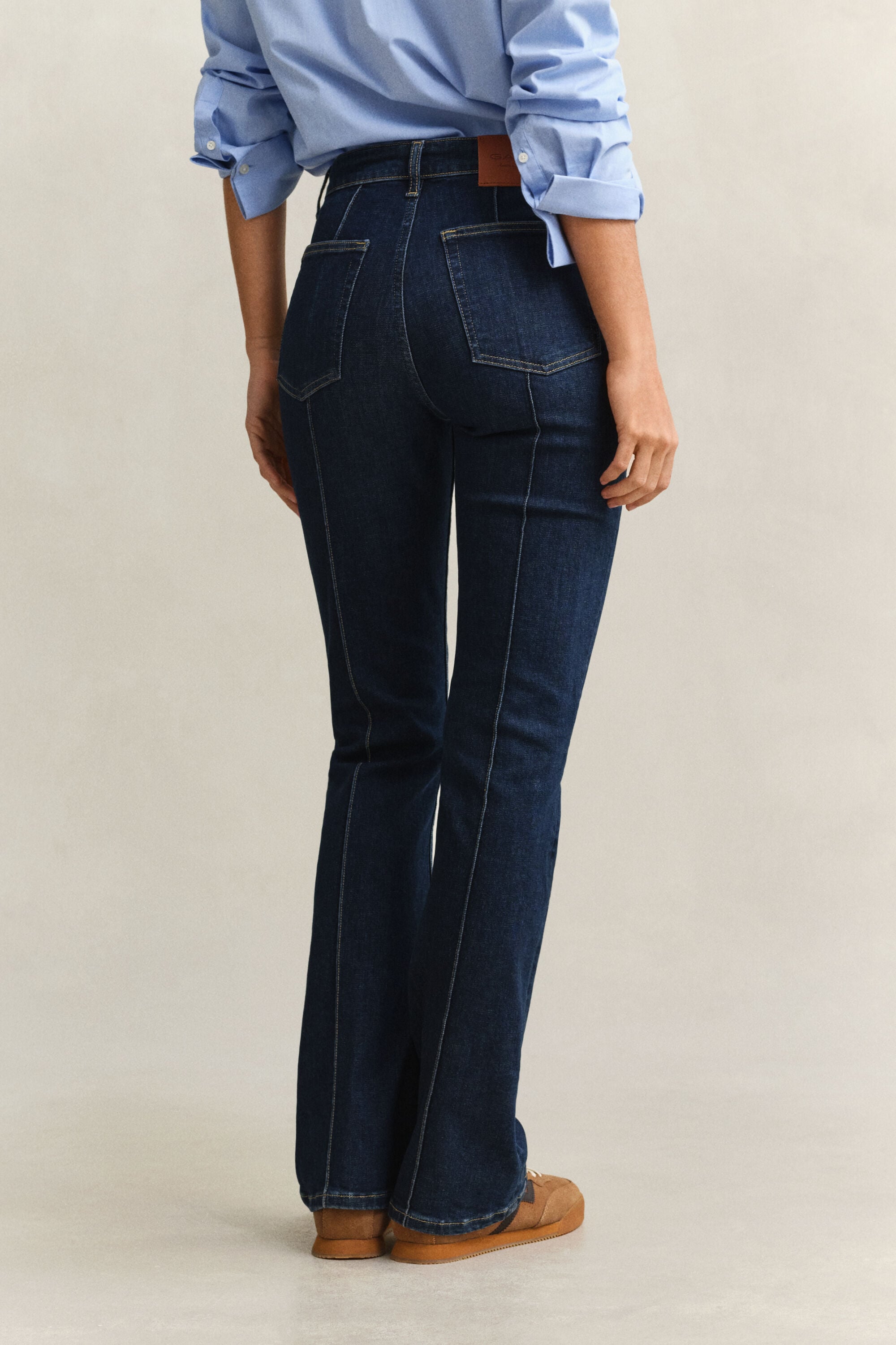 Slim Flared jeans met paspelnaden