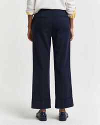 Broek met plooien en omgeslagen pijpen