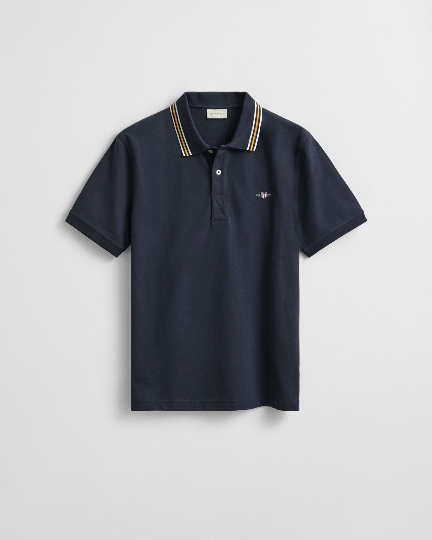 Poloshirt met biesje langs de kraag
