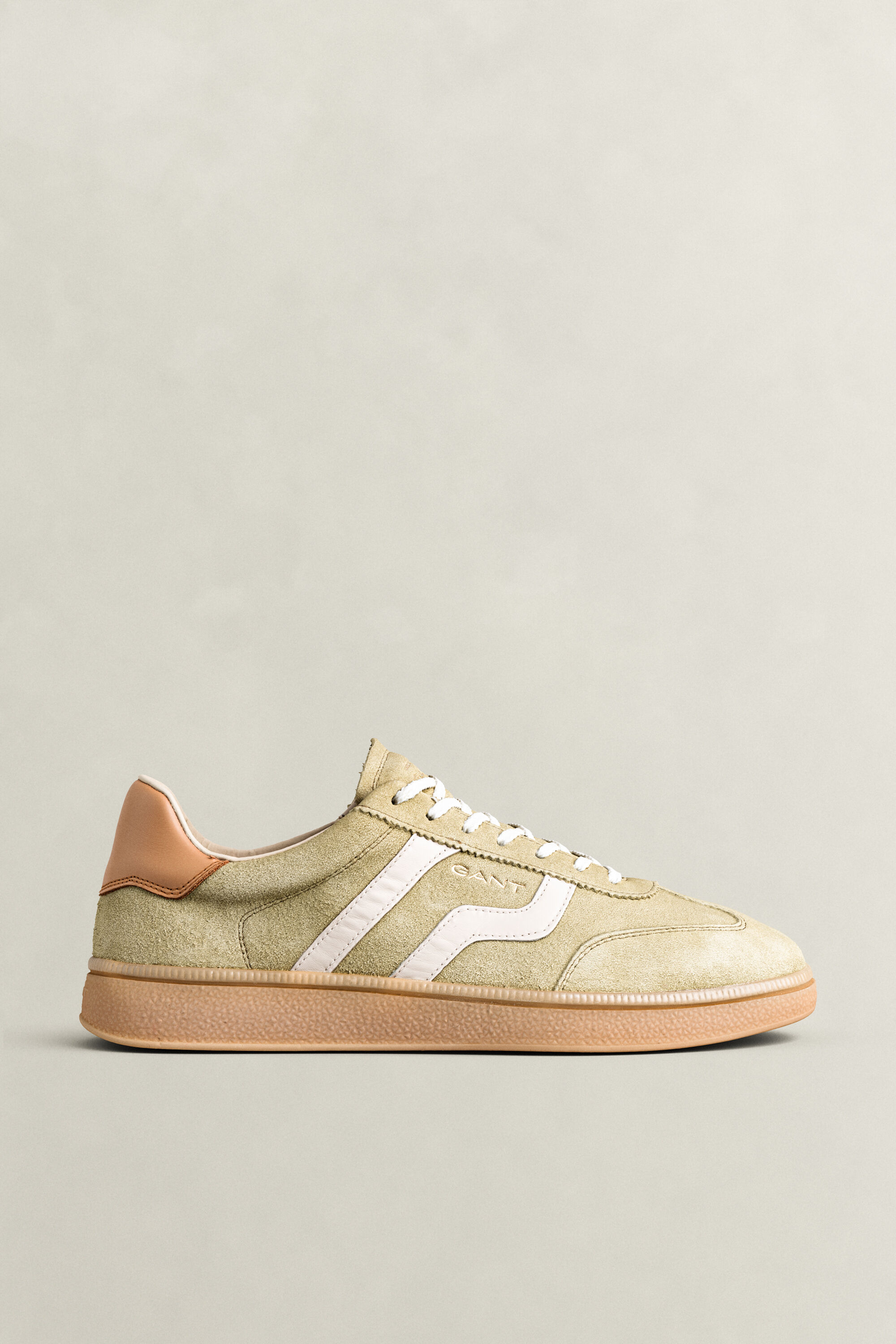 Cuzmo suède sneakers