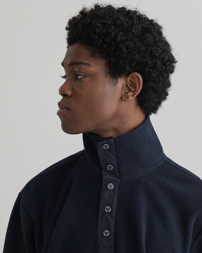 Retro Shield fleecetrui