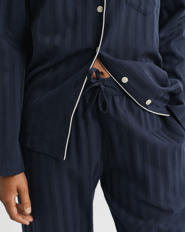 Cadeauset met satijnen pyjama met streepje