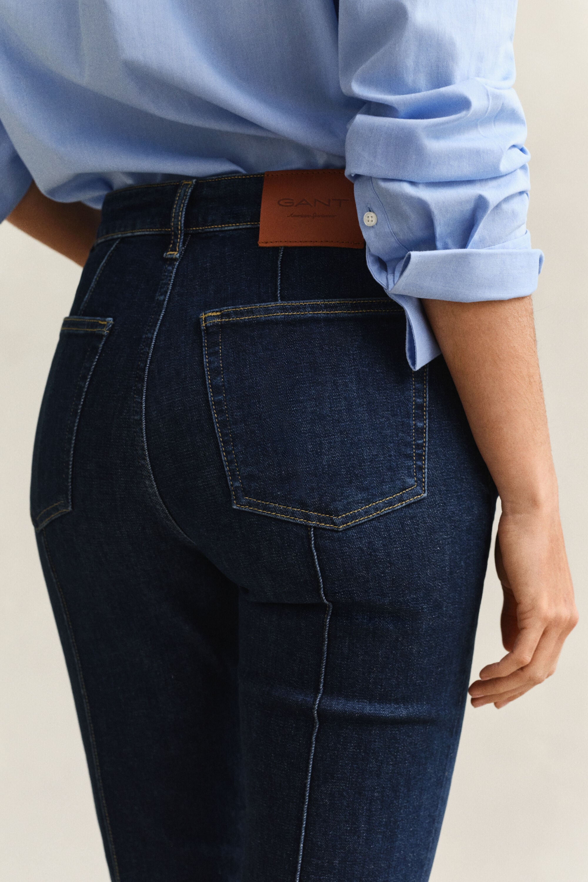 Slim Flared jeans met paspelnaden