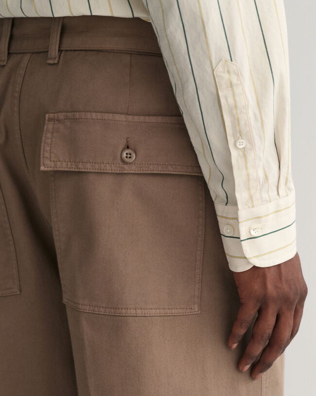 Bandplooichino met riem