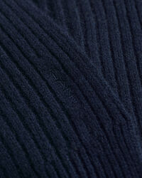 Gebreide sjaal van fijne wol