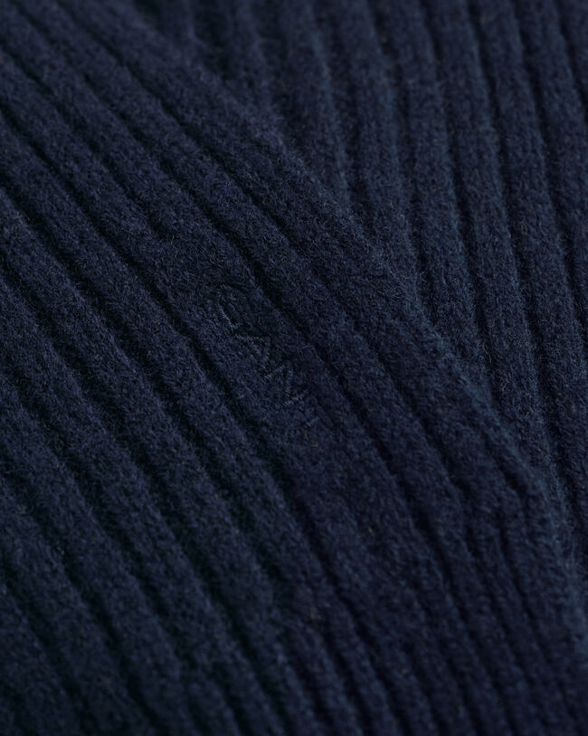 Gebreide sjaal van fijne wol