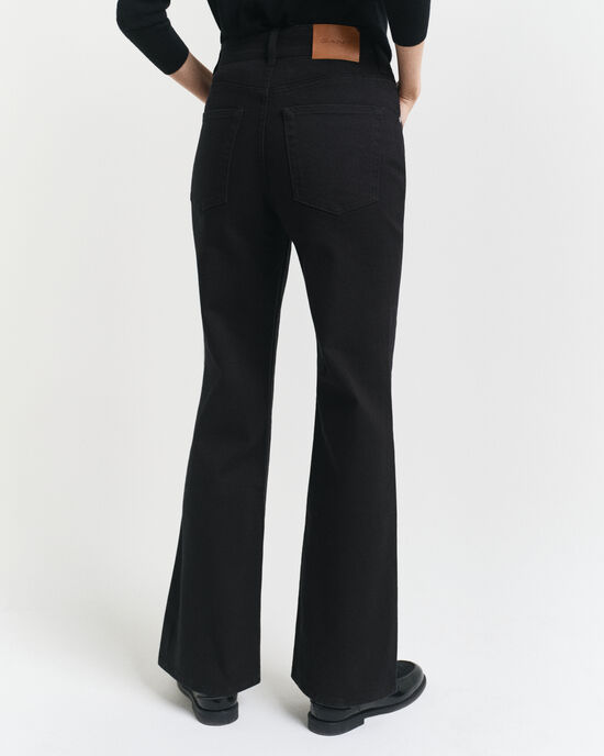 Slim Fit Flared jeans in het zwart