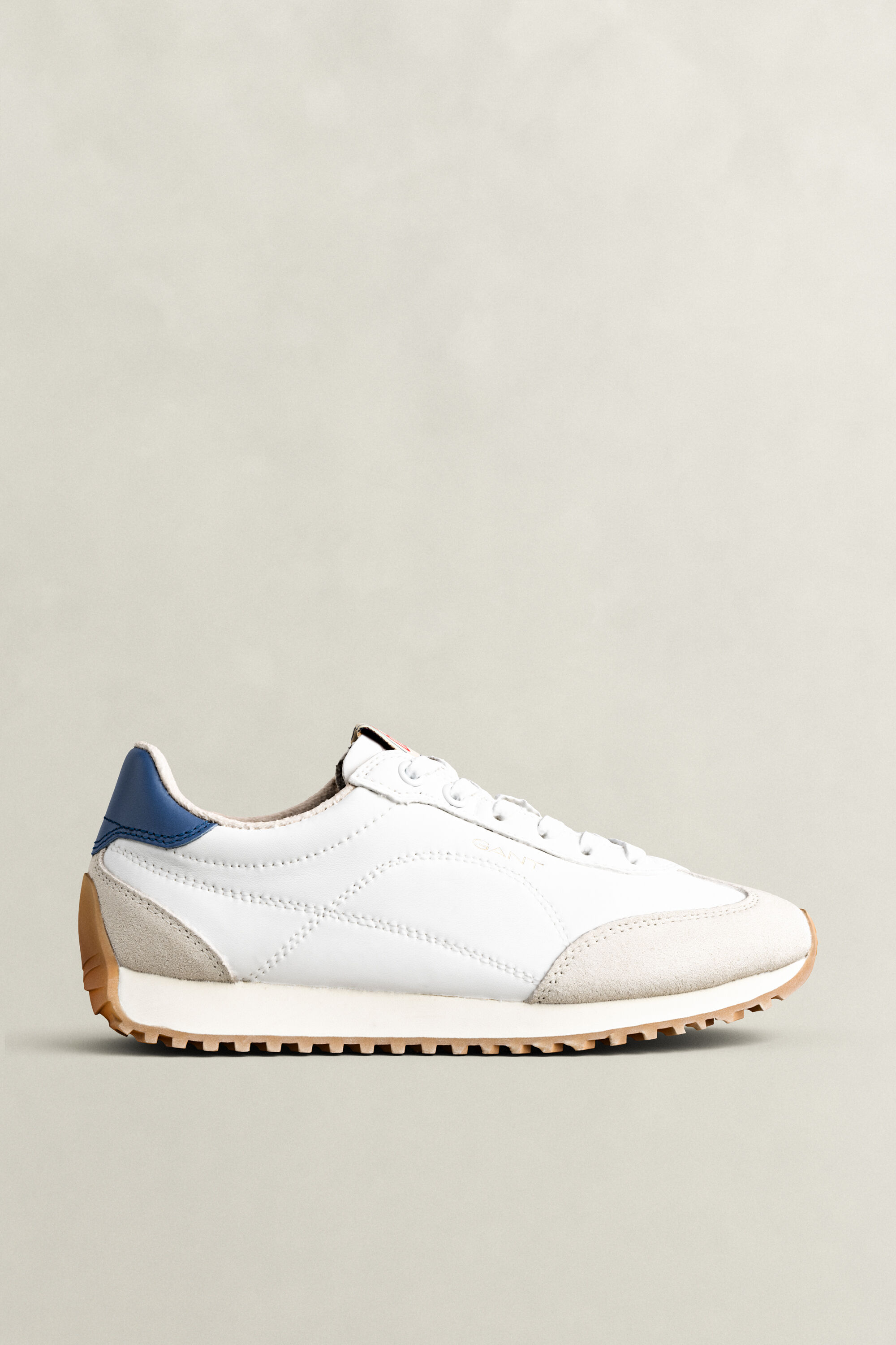 Beja sneakers van suède en leer