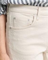 Straight Leg ecru jeans