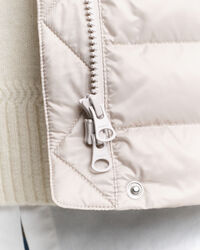 Lichte donsbodywarmer