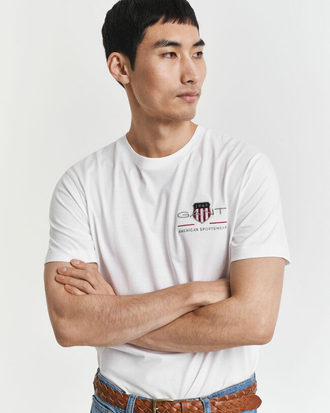 Geborduurd Archive Shield T-shirt