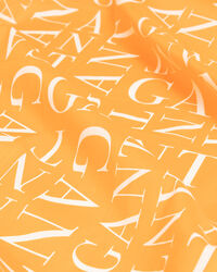 Sarong met typografische print