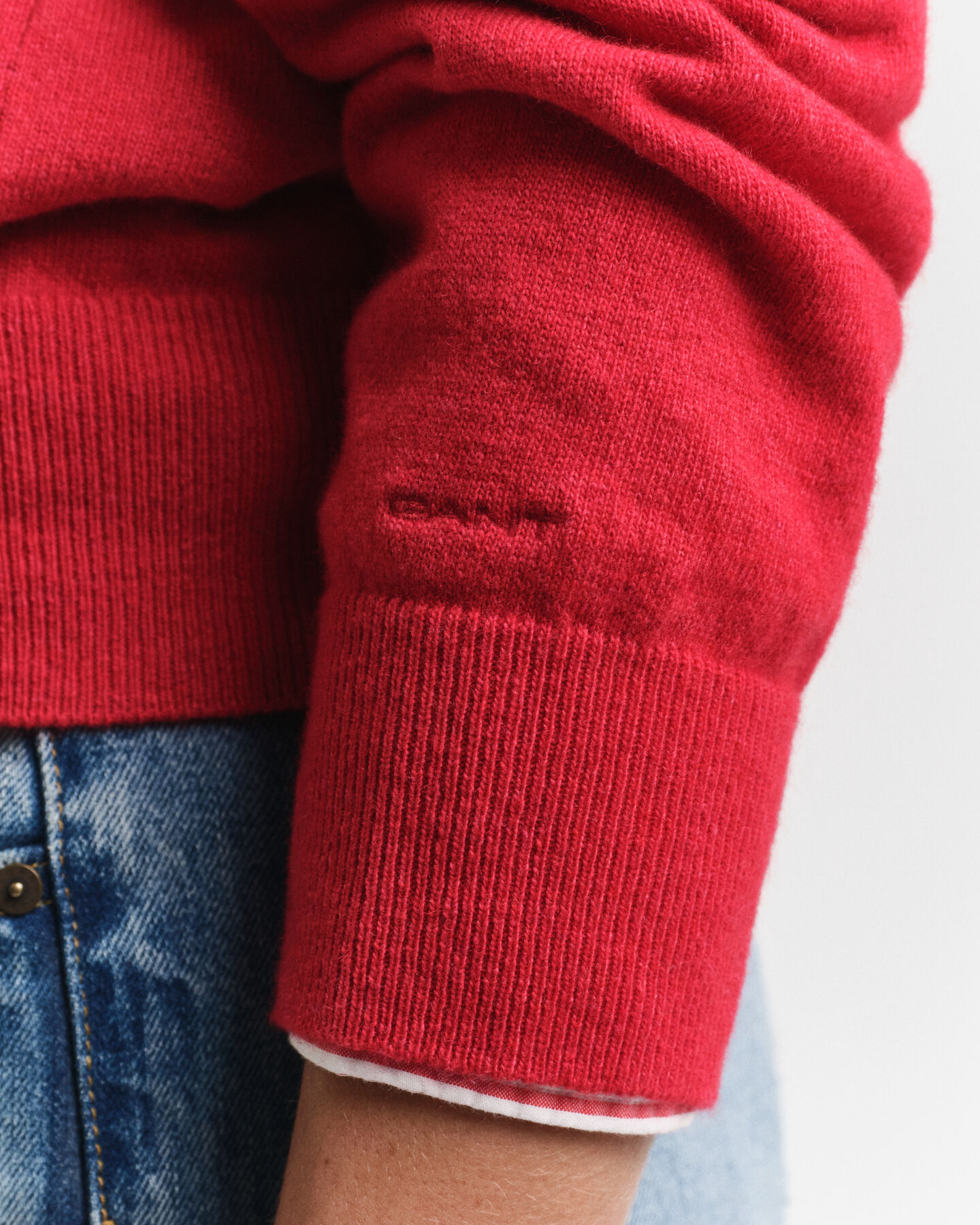 Contrast trui met V-hals