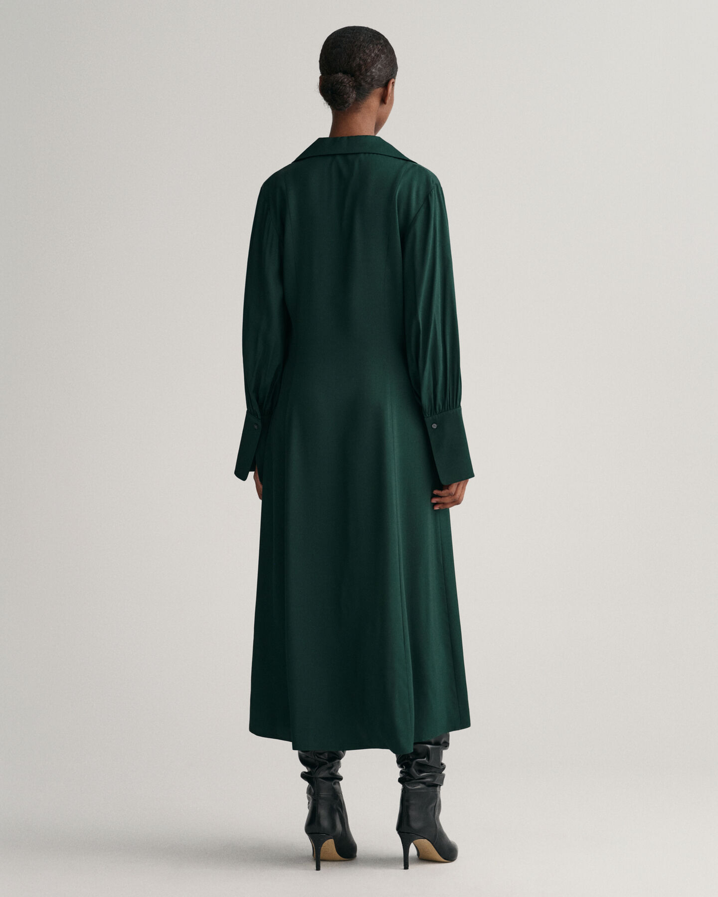 Slim Fit jurk met brede manchetten